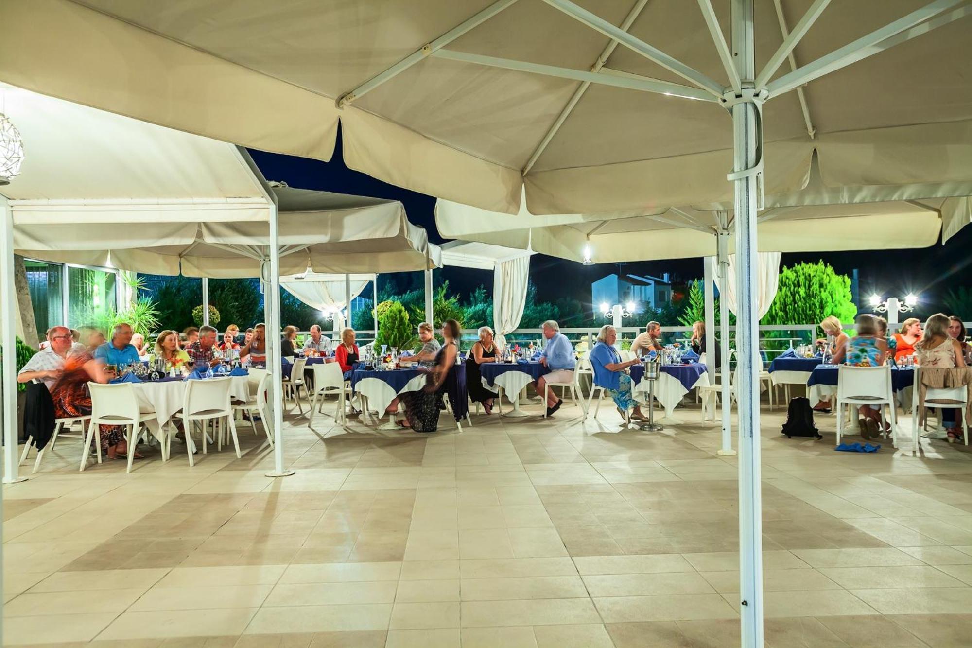 Xenios Anastasia Resort & Spa Nea Skioni Exterior foto